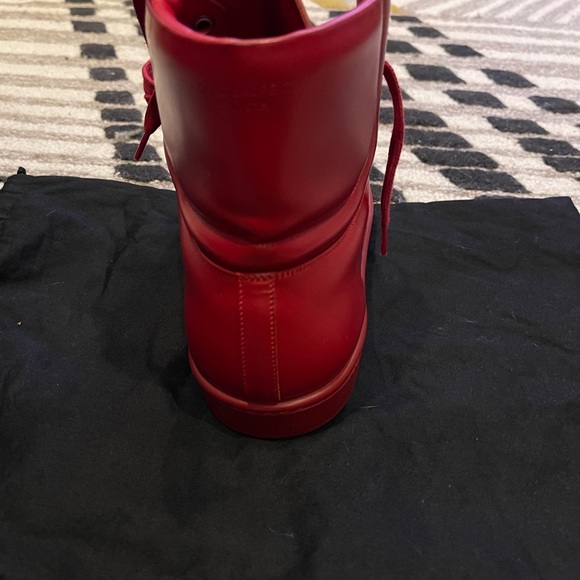 Almost new Saint Laurent sneakers. These are Authentic. - Picture 9 of 9